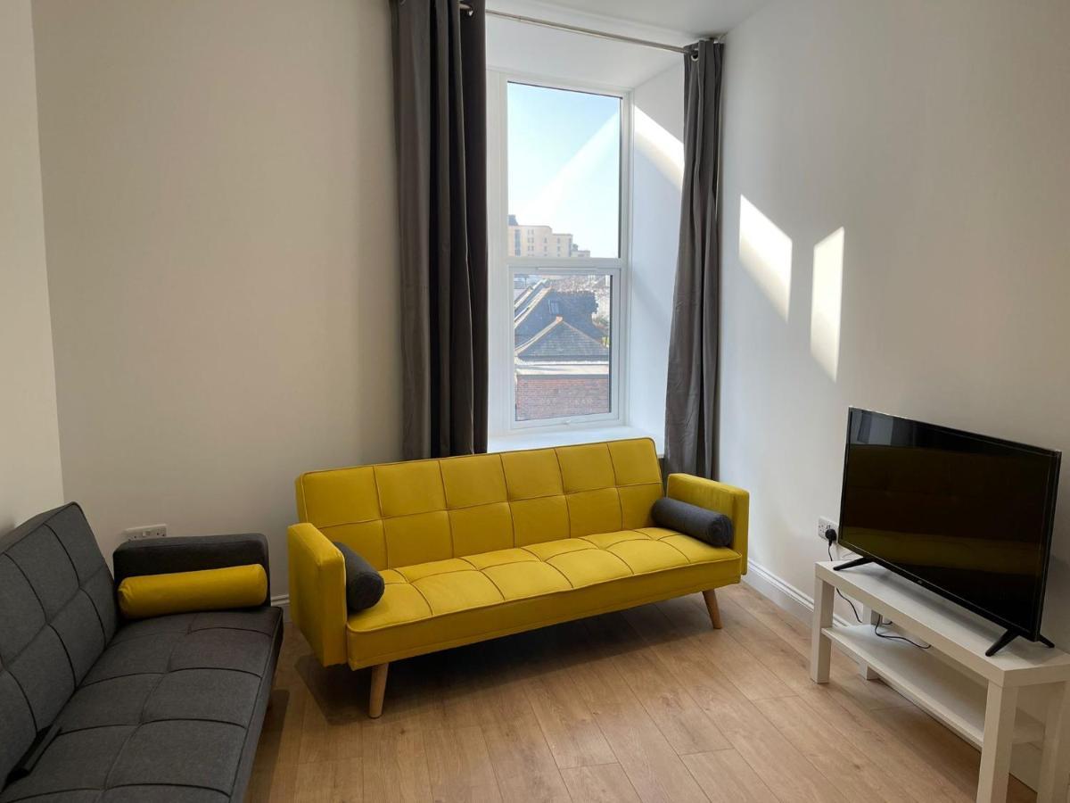 Brand New Montrouge Apartments - Perfect Location!! พอร์ตสมัธ ภายนอก รูปภาพ